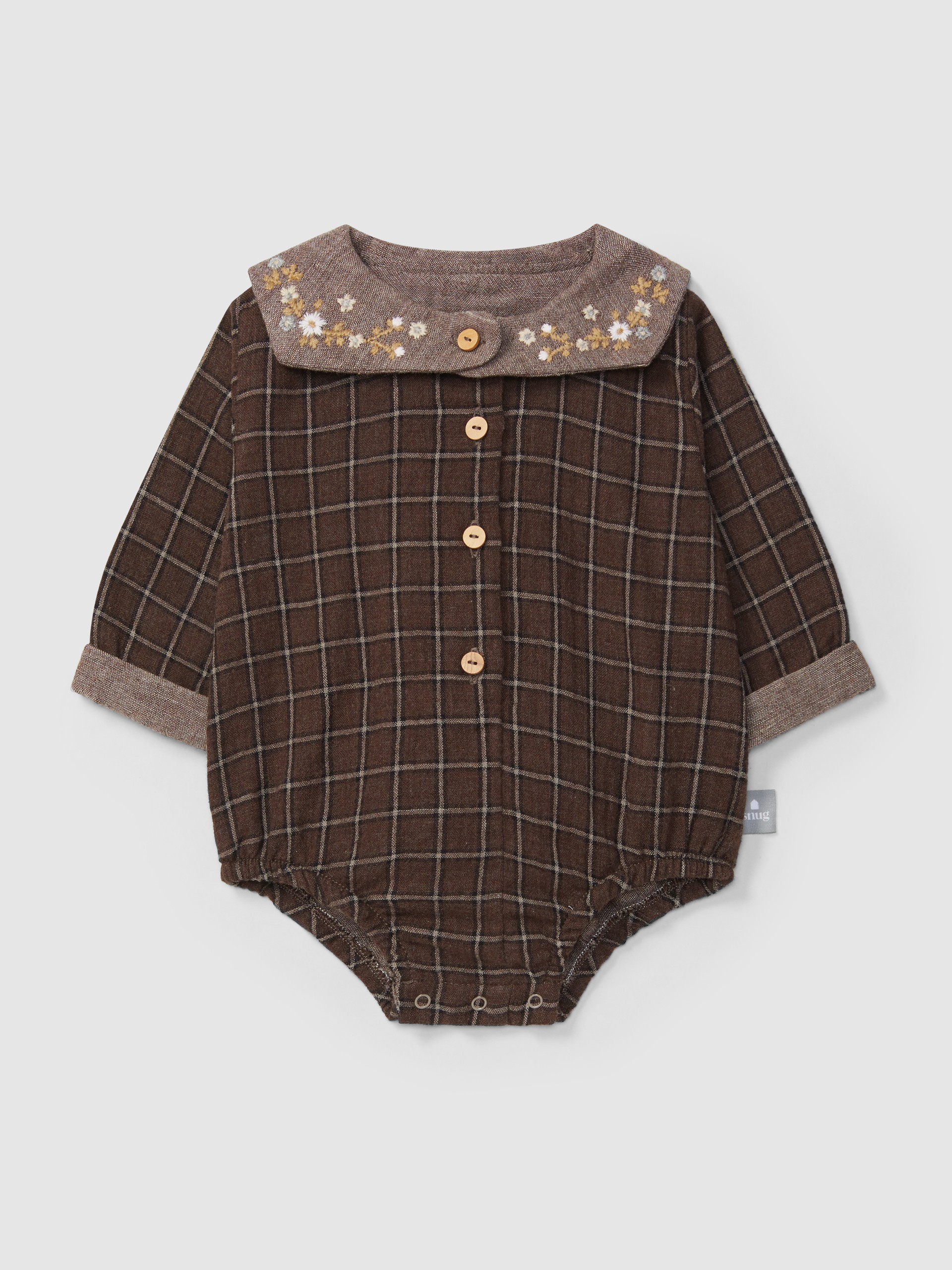 Body xadrez com detalhe de flores bordadas