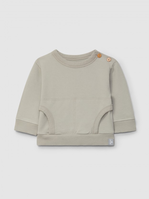 Plush sweatshirt with kangaroo pockets Plush sweatshirt with kangaroo pockets