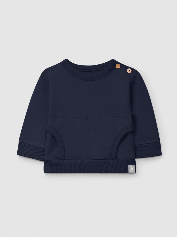 Plush sweatshirt with kangaroo pockets Plush sweatshirt with kangaroo pockets