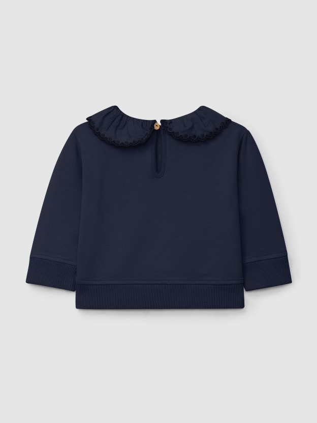 Plush sweatshirt with ruffled embroidered collar Plush sweatshirt with ruffled embroidered collar
