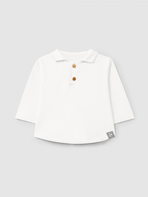 Longsleeve in organic cotton with pointy collar Longsleeve in organic cotton with pointy collar