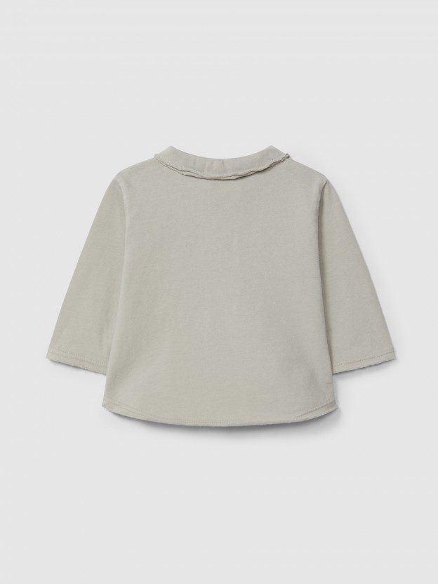Longsleeve in organic cotton with pointy collar Longsleeve in organic cotton with pointy collar