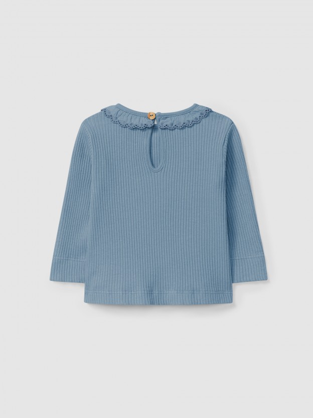 Longsleeve em malha canelada com gola de folho