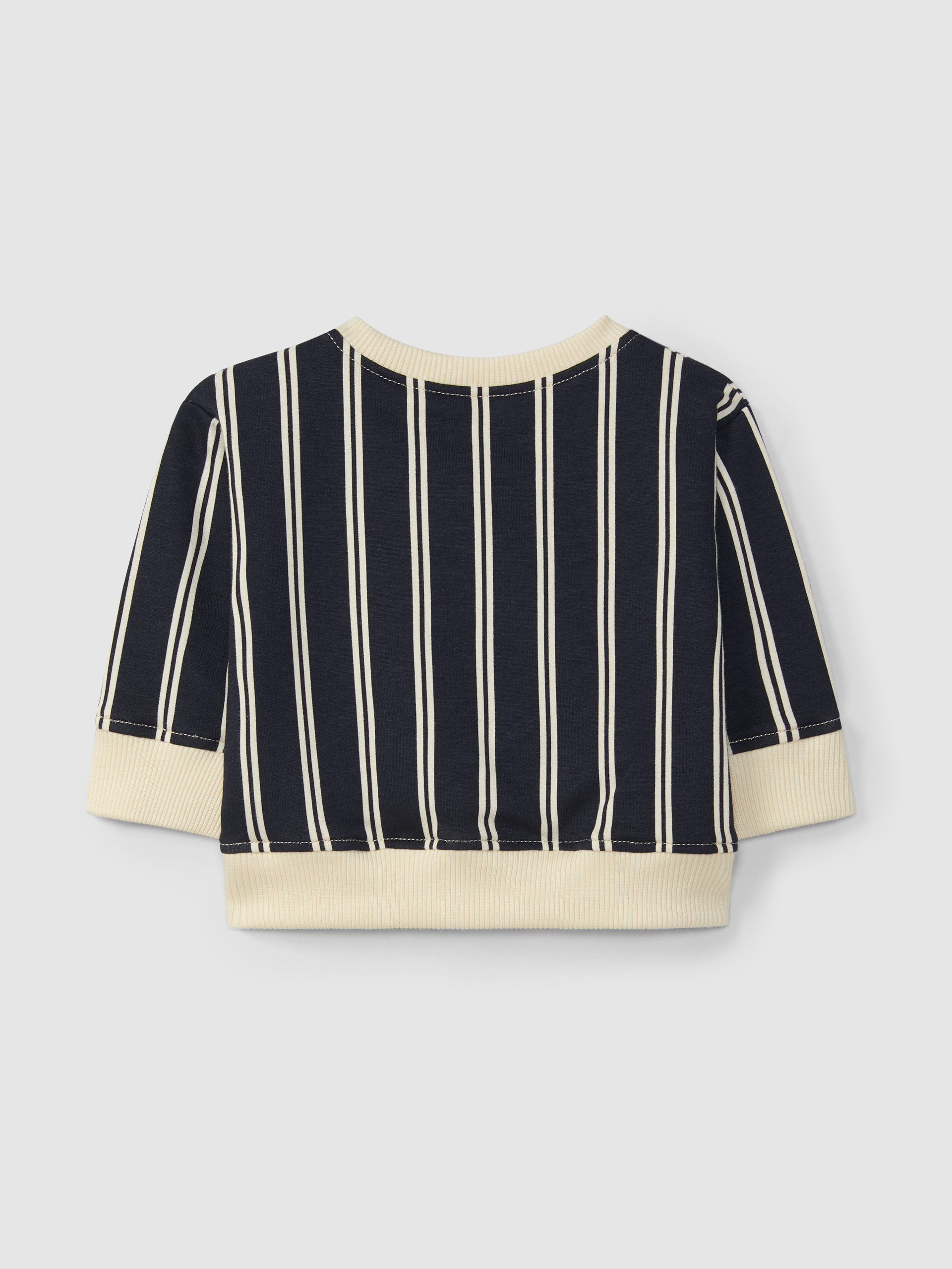 "Warm house for friends" house sweatshirt