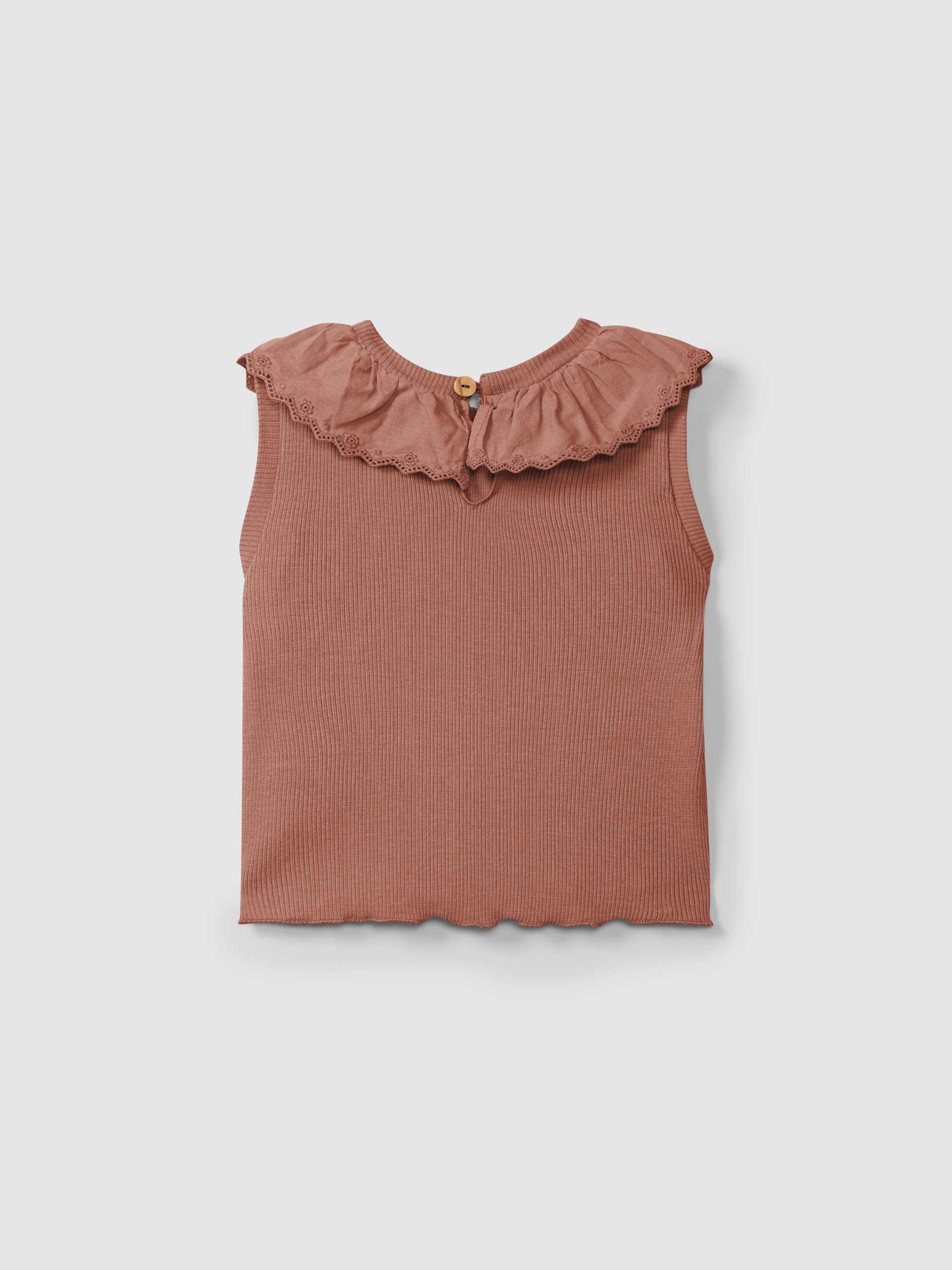 Singlet in ribbed jersey with English embroidery collar