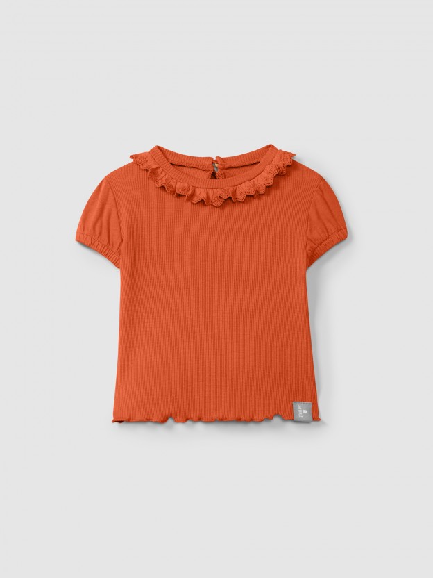 T-shirt in ribbed jersey and English embroidery collar T-shirt in ribbed jersey and English embroidery collar