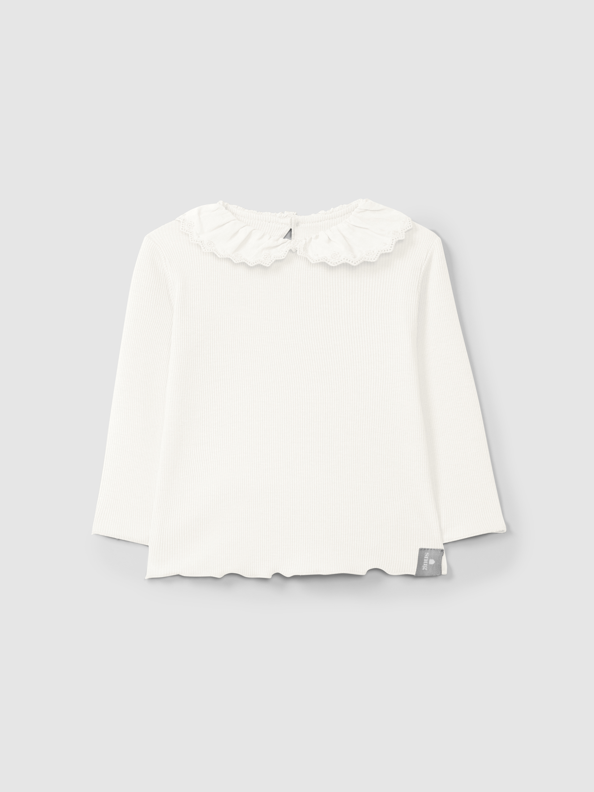 Longsleeve em malha canelada com gola de bordado inglês