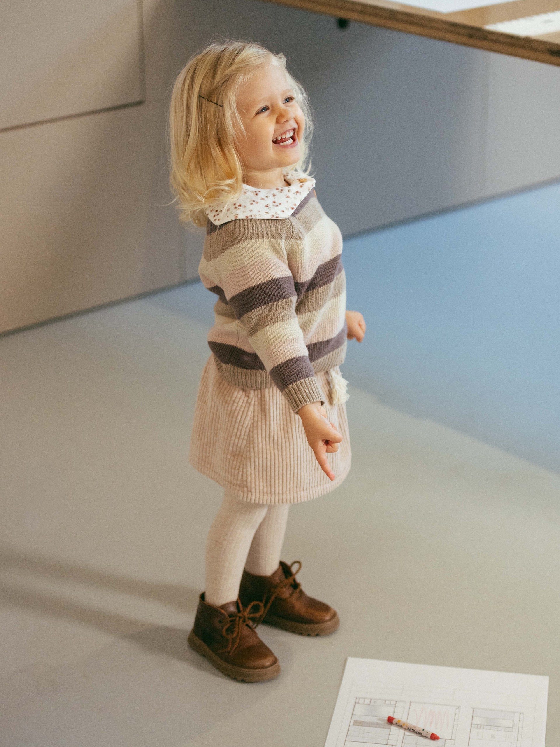 Skirt in ribbed velvet drawstring detail with pom-pom