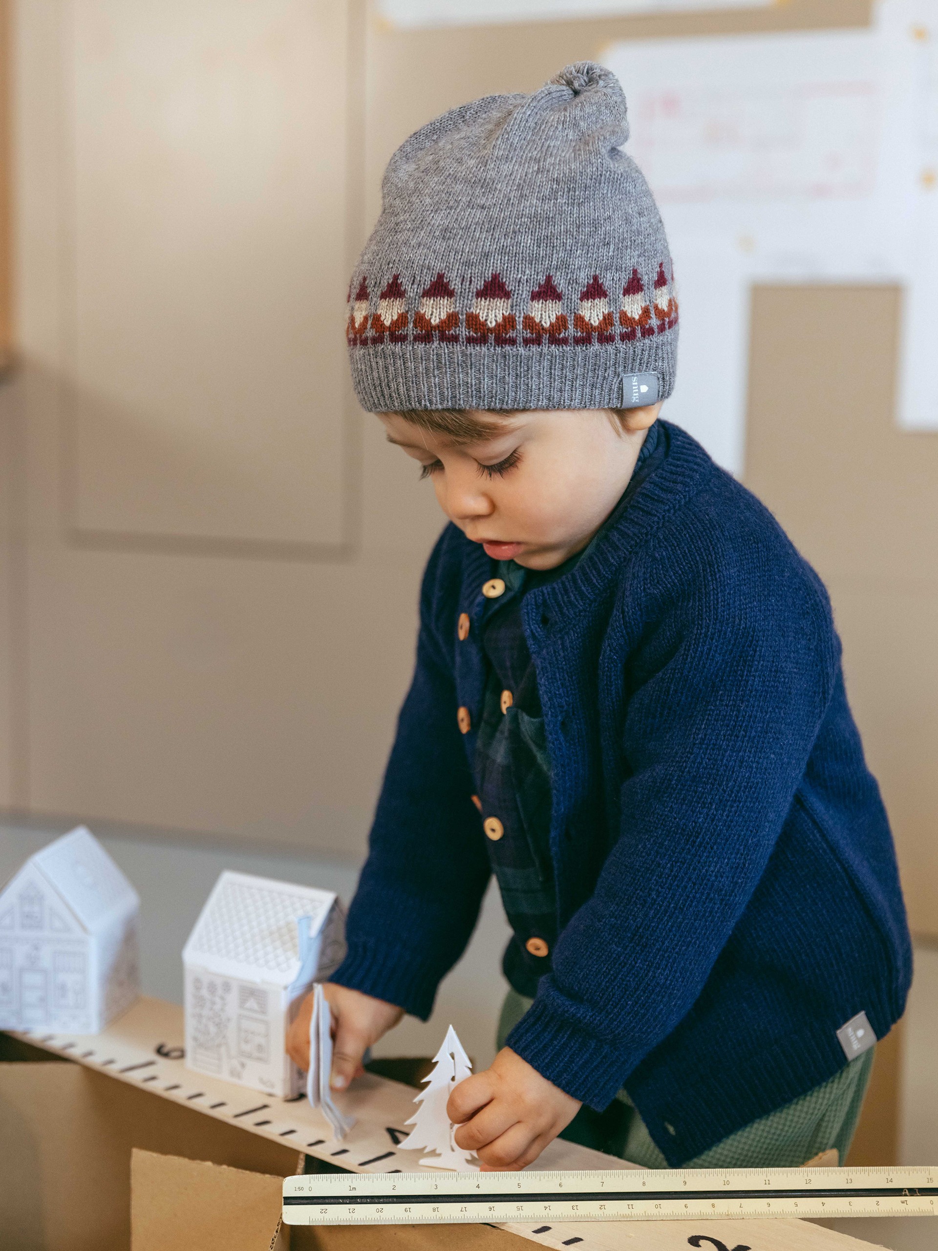 Gorro tricotado jacquard Pai Natal com pom-pom