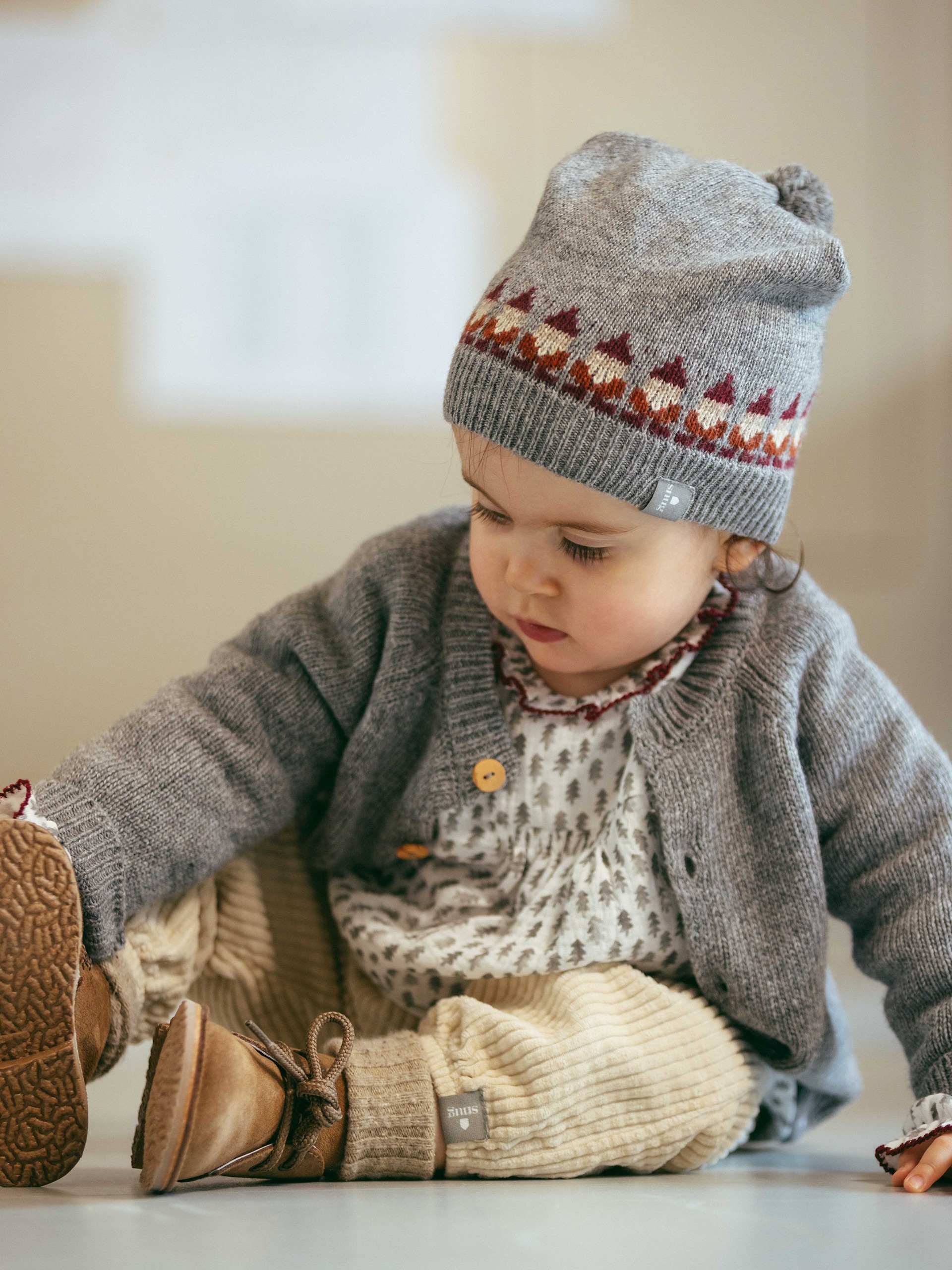 Gorro tricotado jacquard Pai Natal com pom-pom