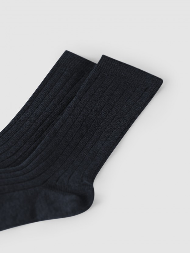 Calcetines altos bsicos canal Cndor