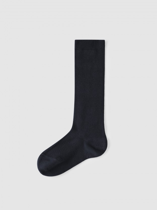 Calcetines altos bsicos punto liso Cndor