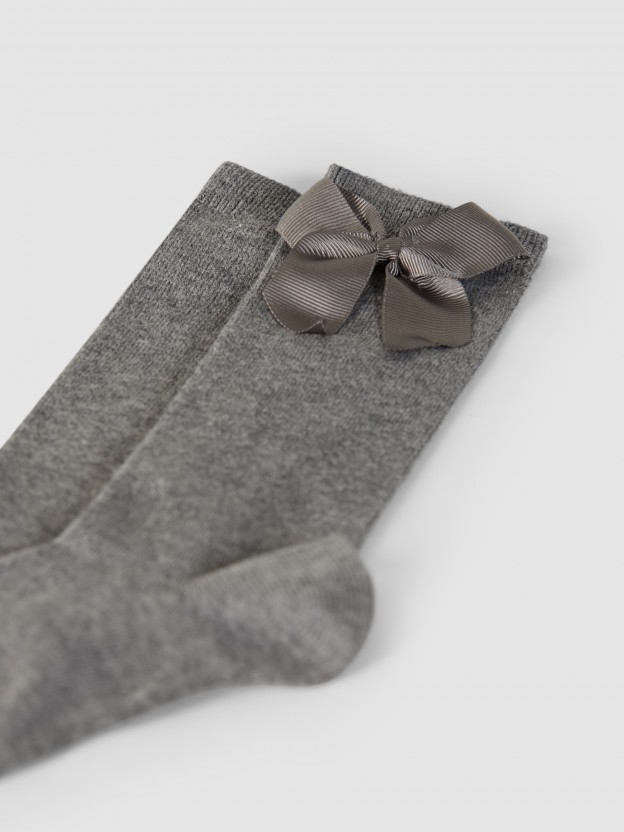 Knee-high socks with grossgrain side bow Cndor