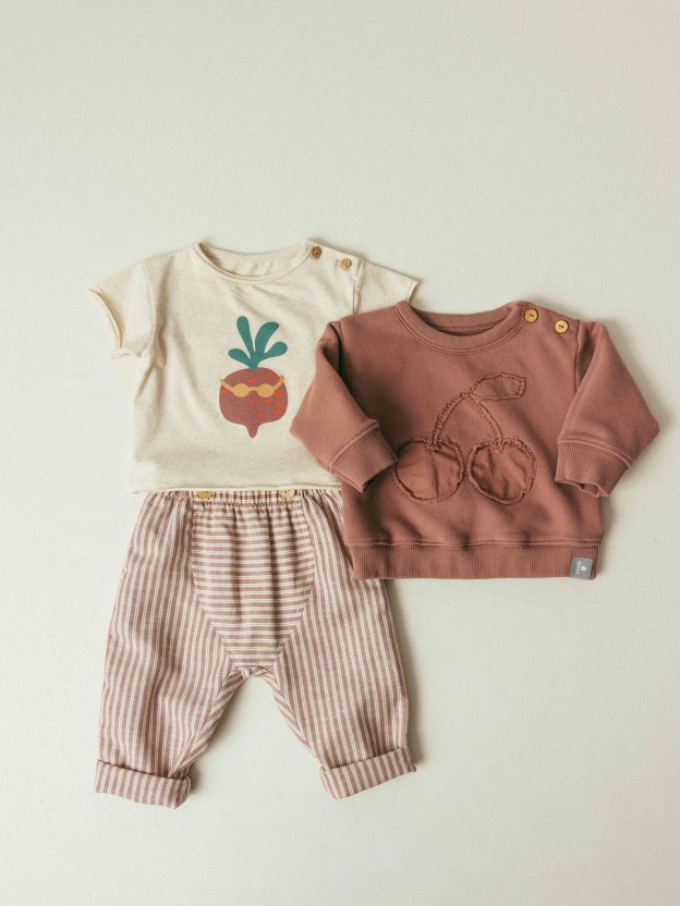 Pull-up pants in striped fabric