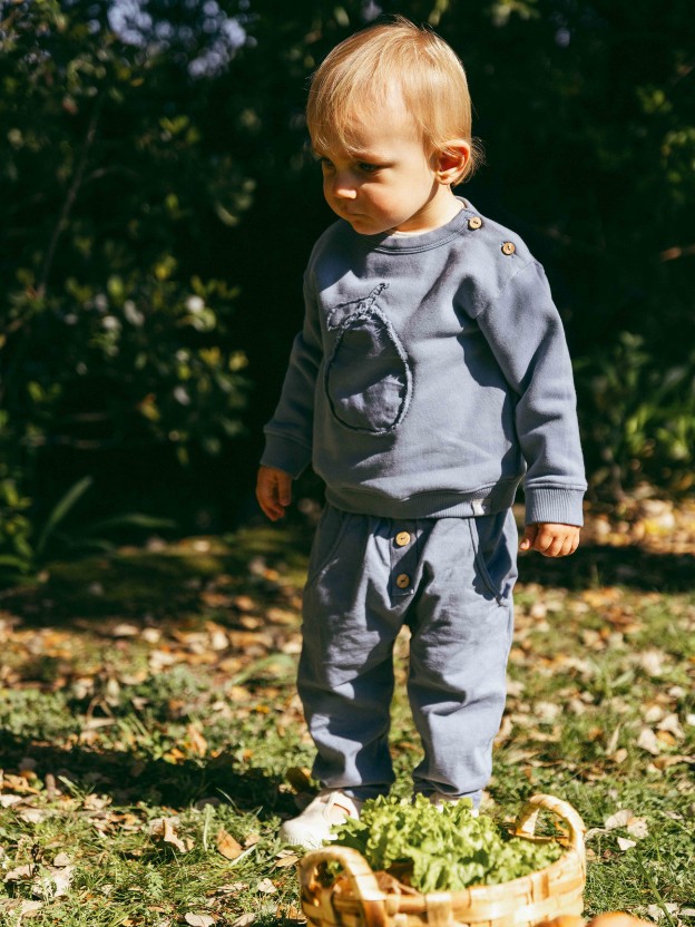 Plush sweatshirt with embroidery