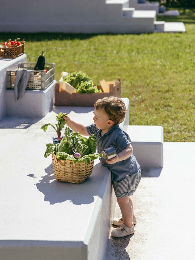 Pull-up shorts in striped fabric