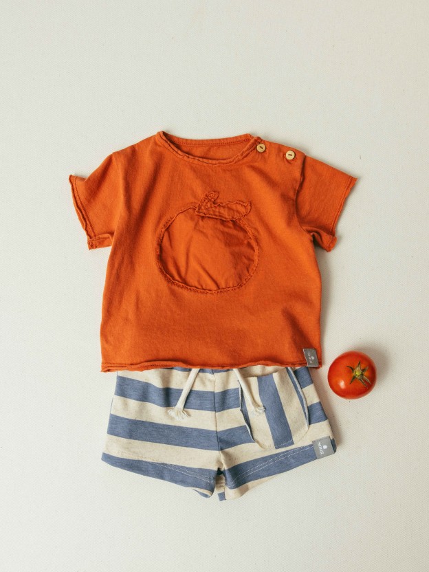 Pull-up shorts striped with pocket