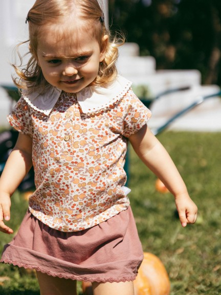 T-shirt in printed jersey with embroidered detail
