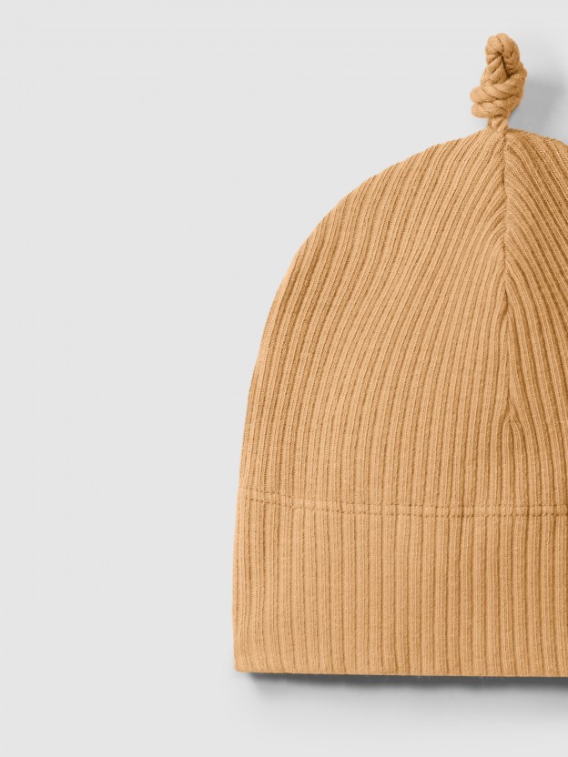 Ribbed jersey beanie with knot Ribbed jersey beanie with knot