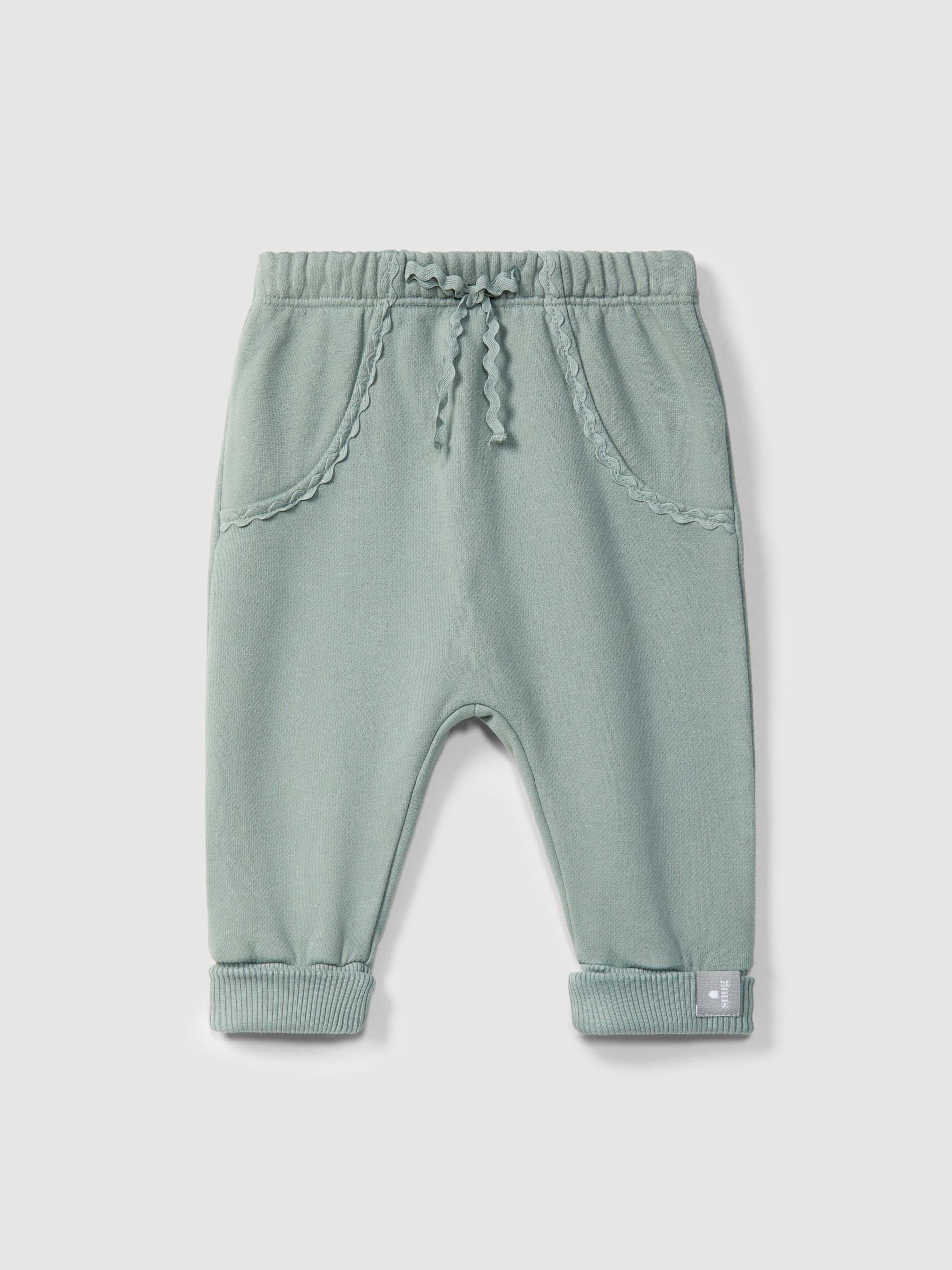Plush pull-up pants with rickrack detail