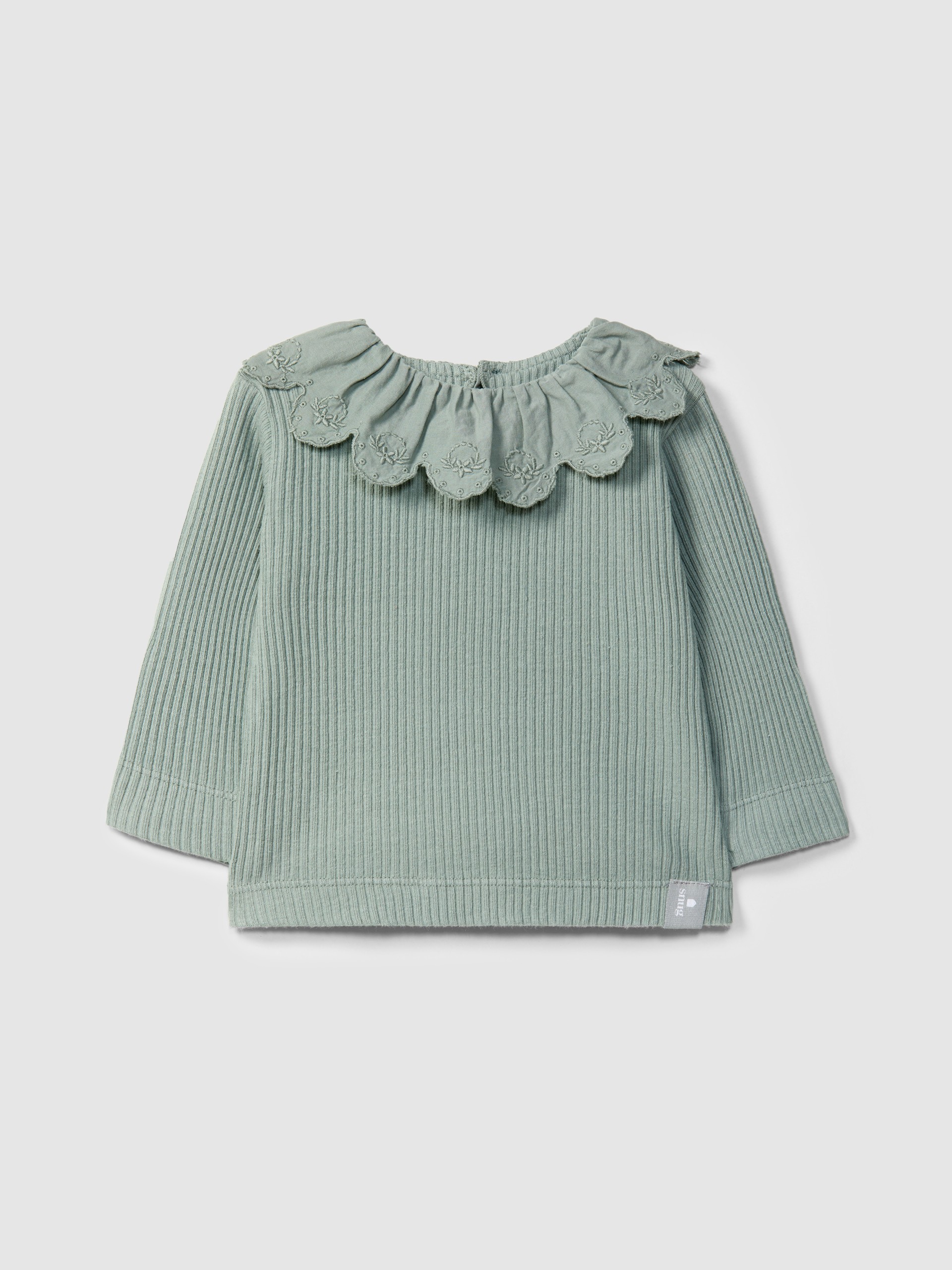 Longsleeve em malha canelada com gola de bordado inglês