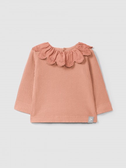 Longsleeve in ribbed jersey with English embroidery collar