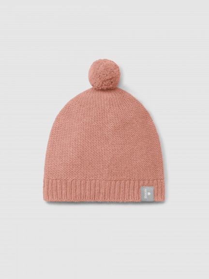 Knitted beanie with pom-pom