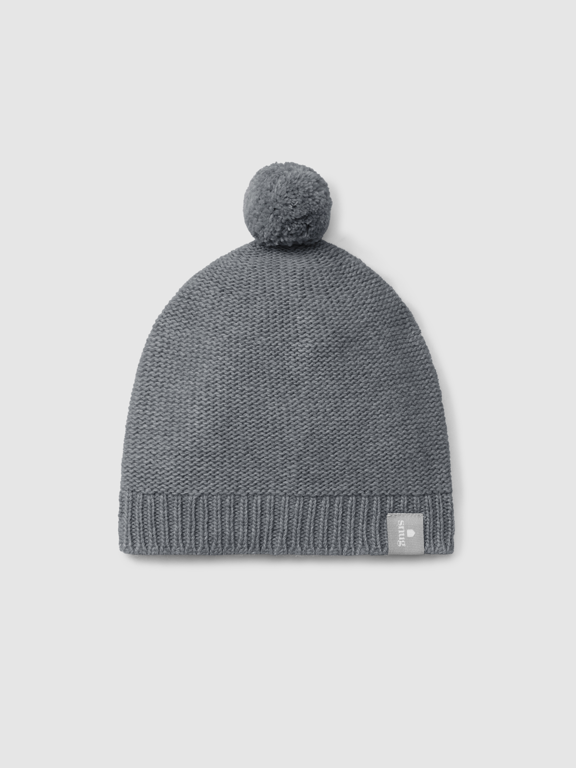 Knitted beanie with pom-pom