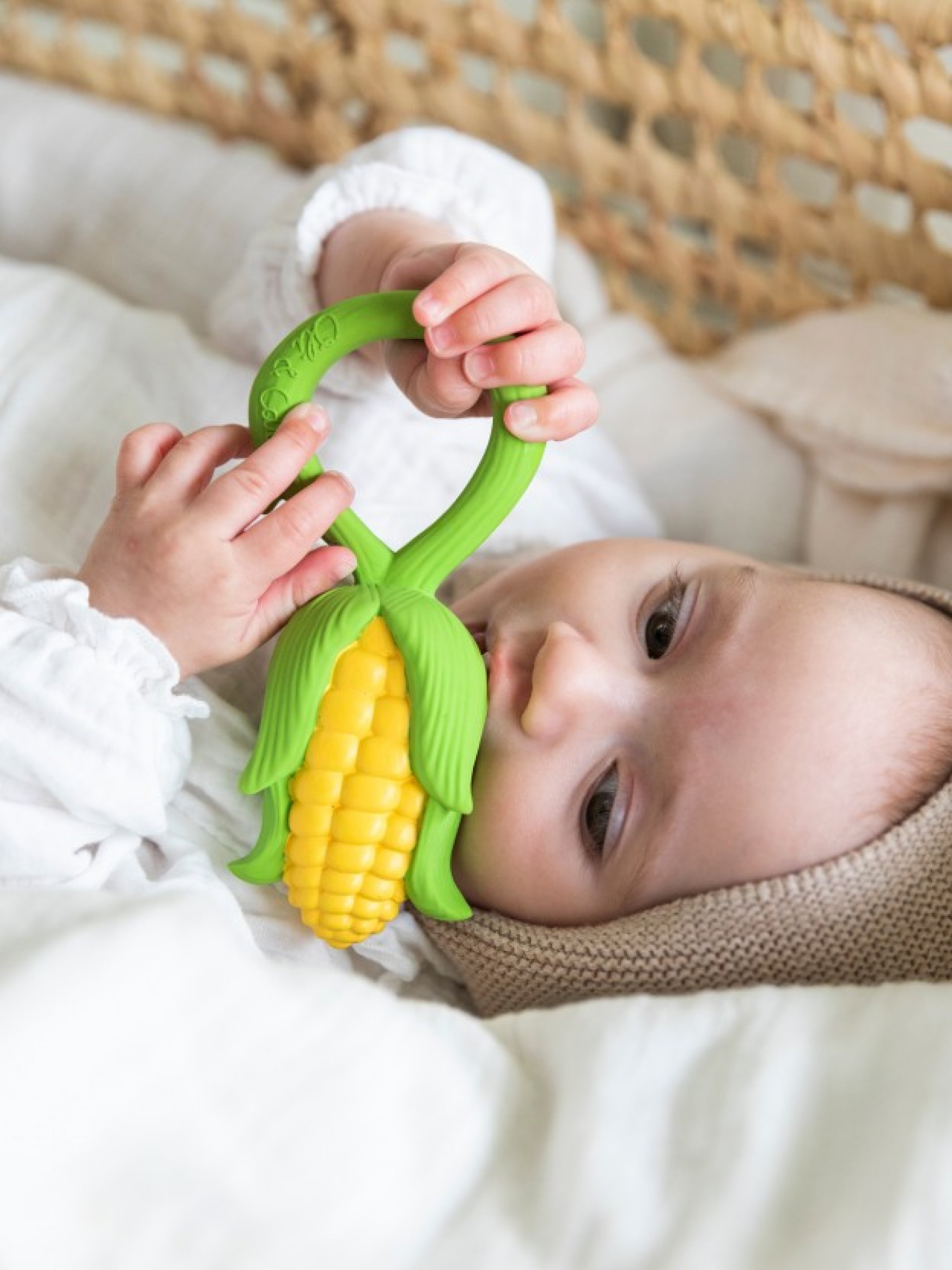Corn Rattle Toy Oli&Carol