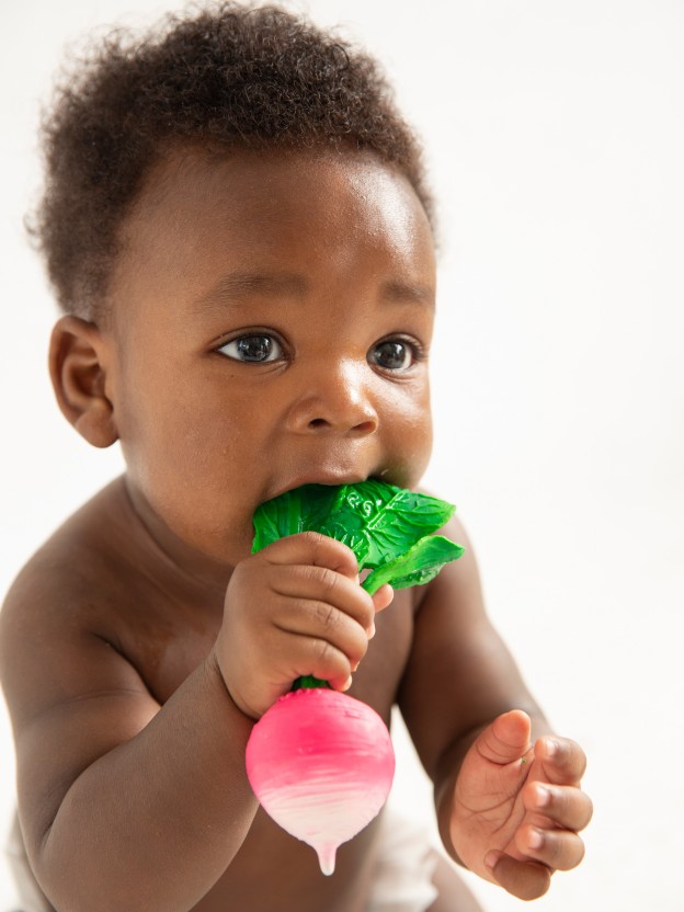 Ramona the Radish Baby Teether Oli&Carol