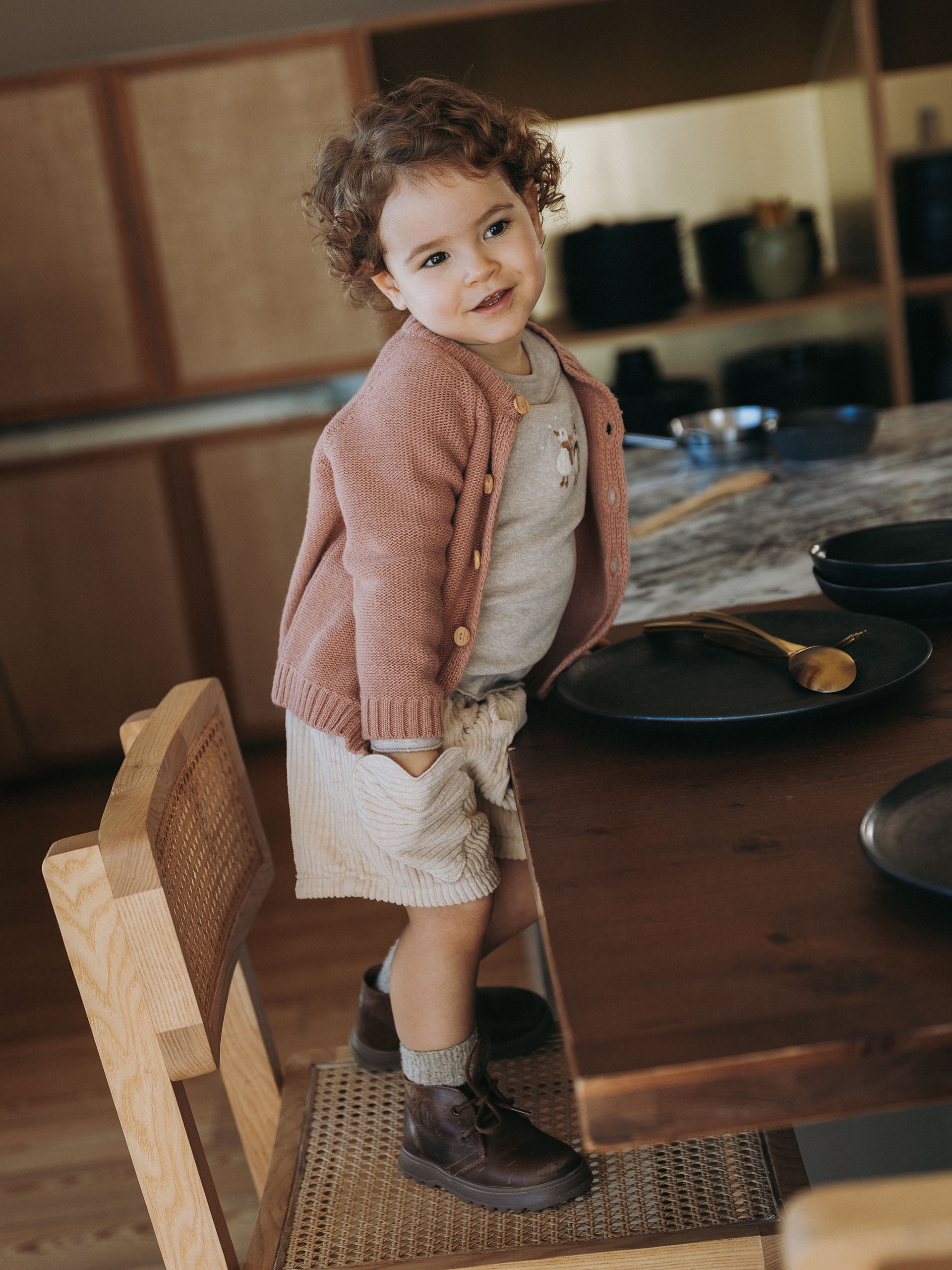 Pull-up shorts in ribbed velvet with heart pocket