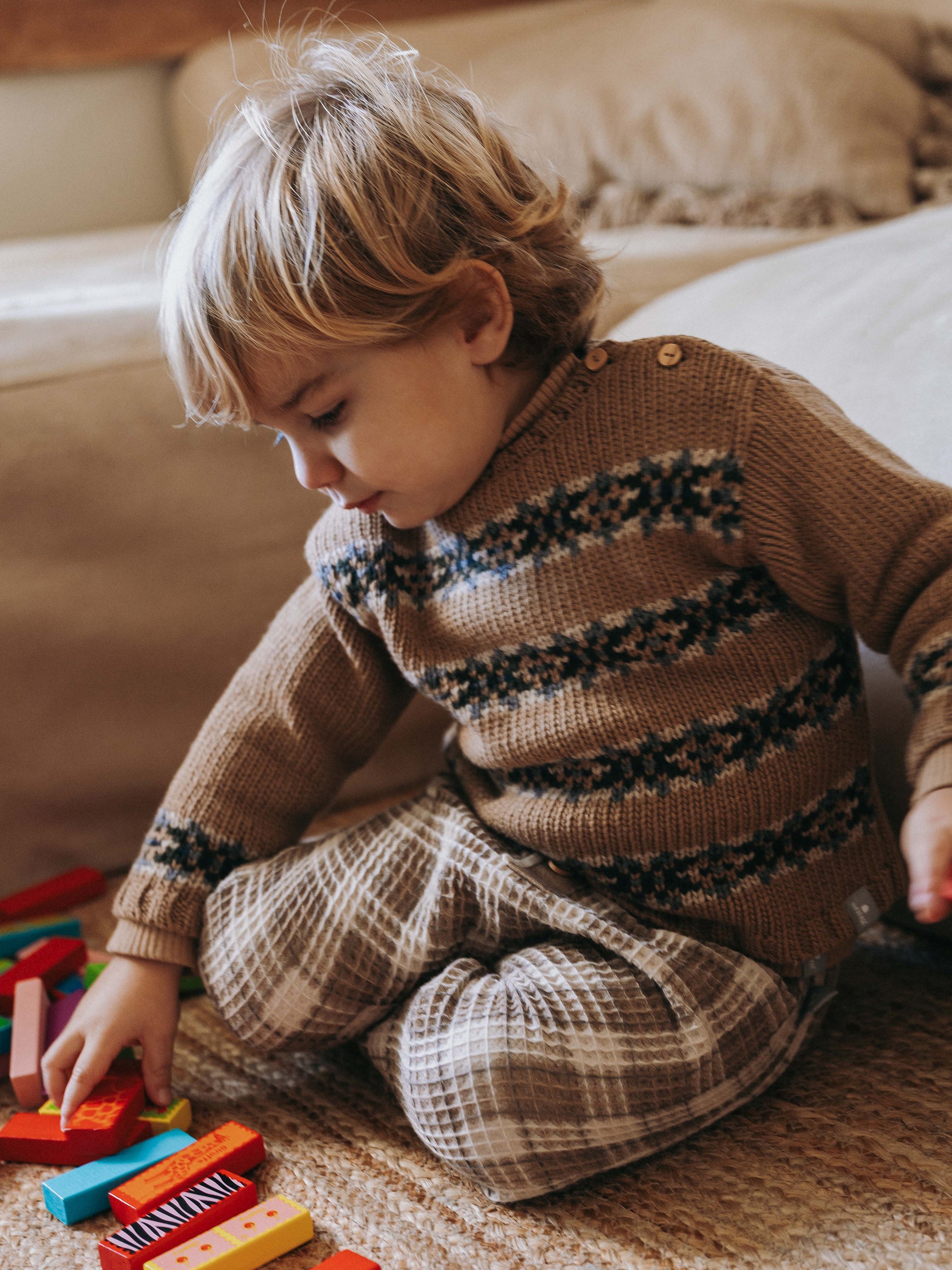 Knitted jumper with jacquard