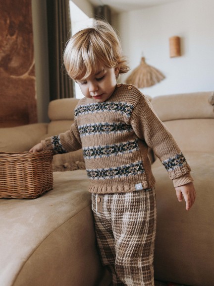 Knitted jumper with jacquard