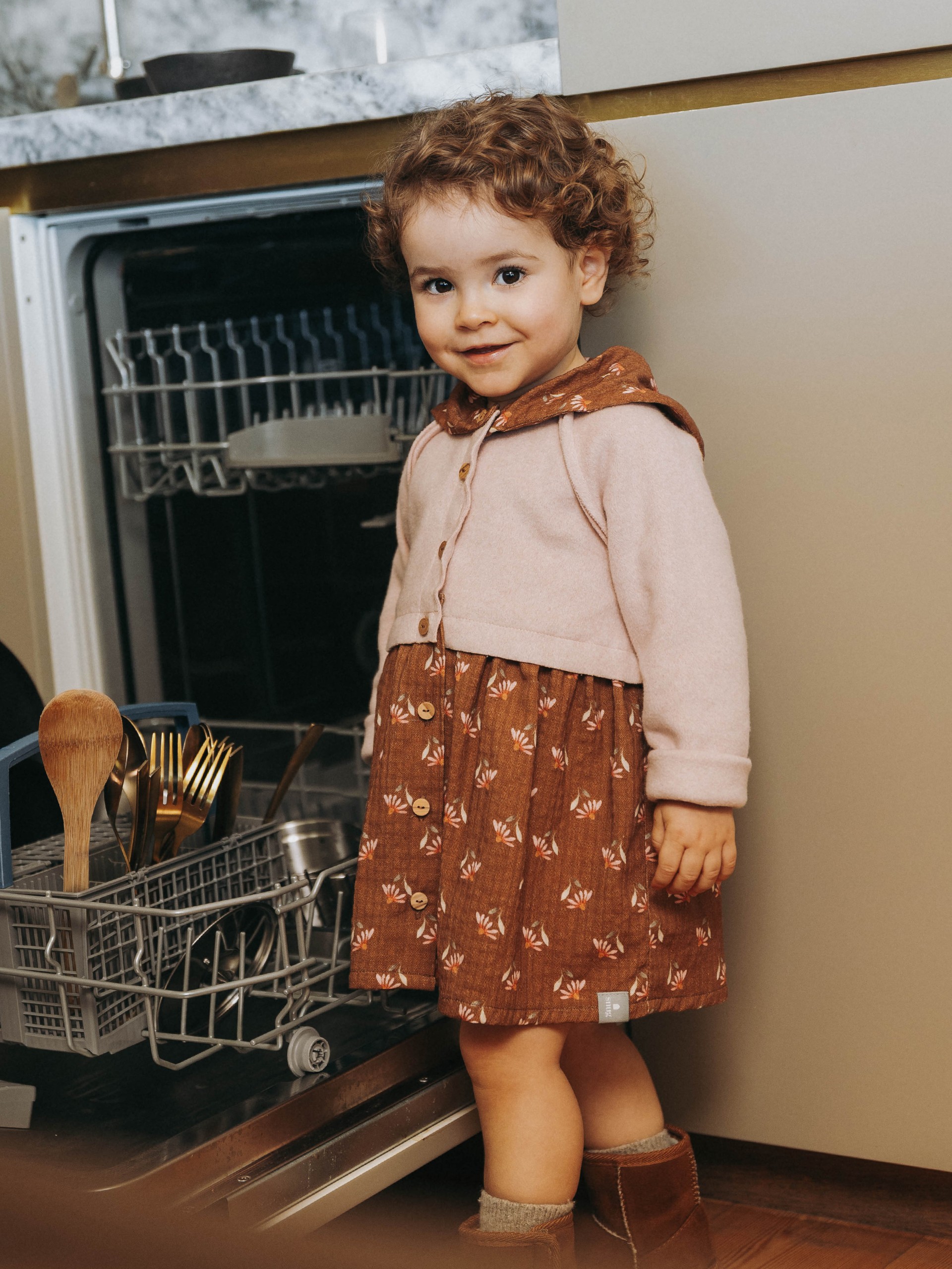 Fleece dress with flowers