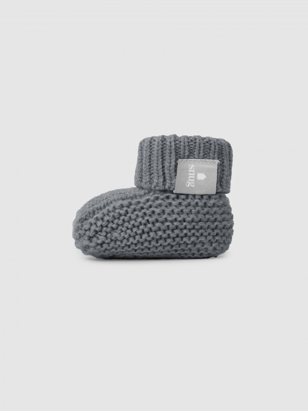 Knitted booties