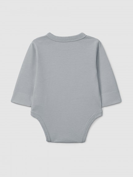 Organic cotton collarless bodysuit with pocket Organic cotton collarless bodysuit with pocket